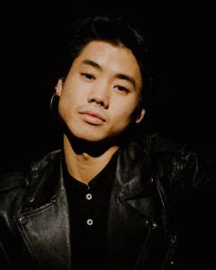 Justin Wee .